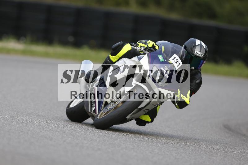 /Archiv-2025/53 16.09.2025 Track Day Domi Aegerter ADR/Gruppe gruen/131